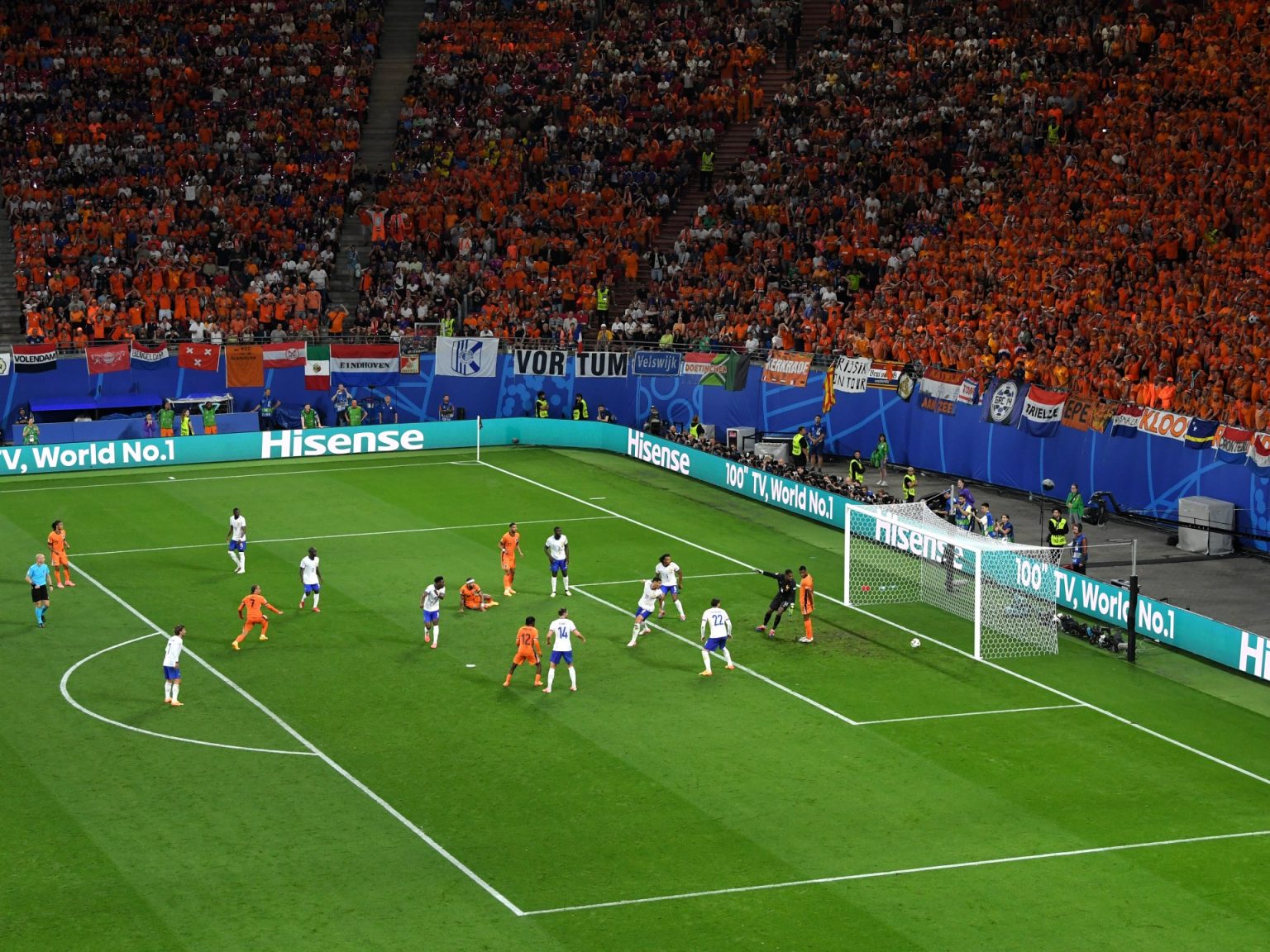 هل حرم الحكم هولندا من هدف صحيح بمواجهة فرنسا في يورو 2024؟