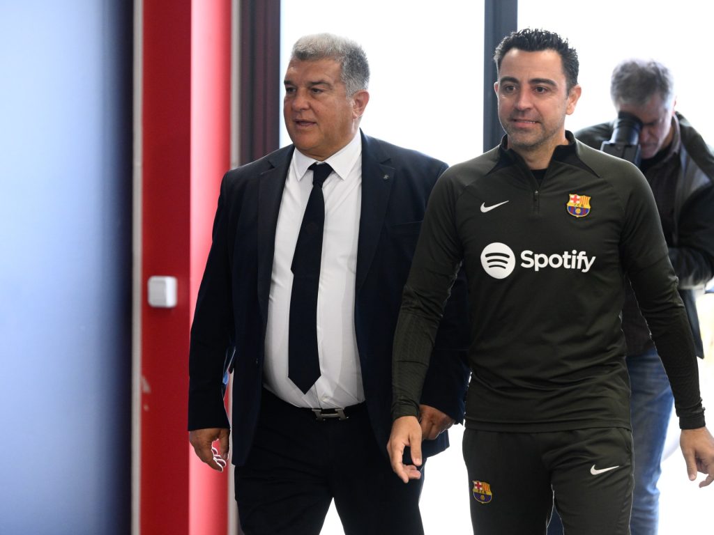 لابورتا يتحدث عن انضمام مبابي لريال مدريد ويكشف أسباب إقالة تشافي