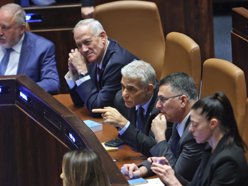 هل ينجح التحالف اليميني الإسرائيلي الجديد في إسقاط نتنياهو؟