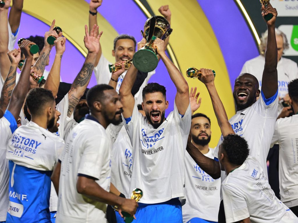 شاهد الهلال يهزم النصر ويتوج بـ”كأس خادم الحرمين الشريفين” ليحقق الثنائية المحلية