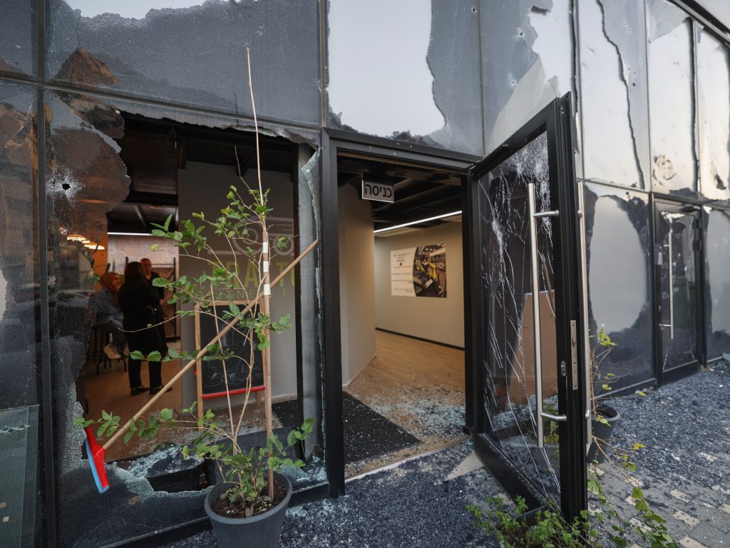 عرب الخط الأخضر بلا ملاجئ وغاضبون من اللامبالاة