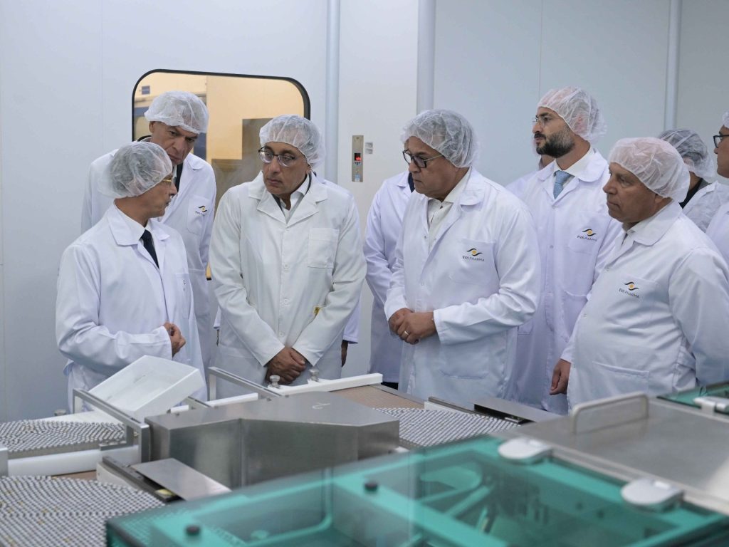 المصريون المغتربون بالخارج ملاذ لذويهم مع تفاقم أزمة الدواء