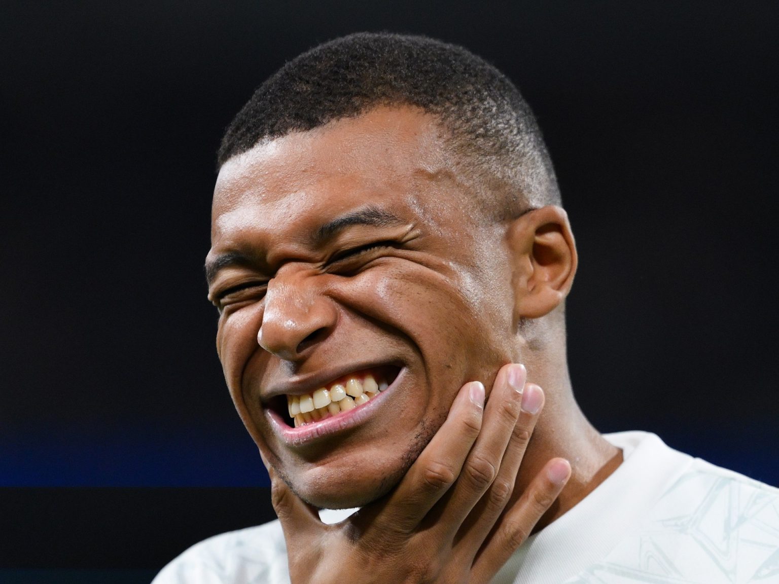 انتقادات لمبابي لغيابه عن تشكيلة فرنسا رغم مشاركته مع ريال مدريد