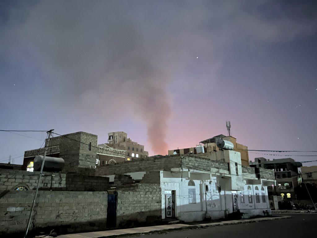 غارات أميركية بقاذفات بي2 على اليمن والحوثي يتوعد بالرد