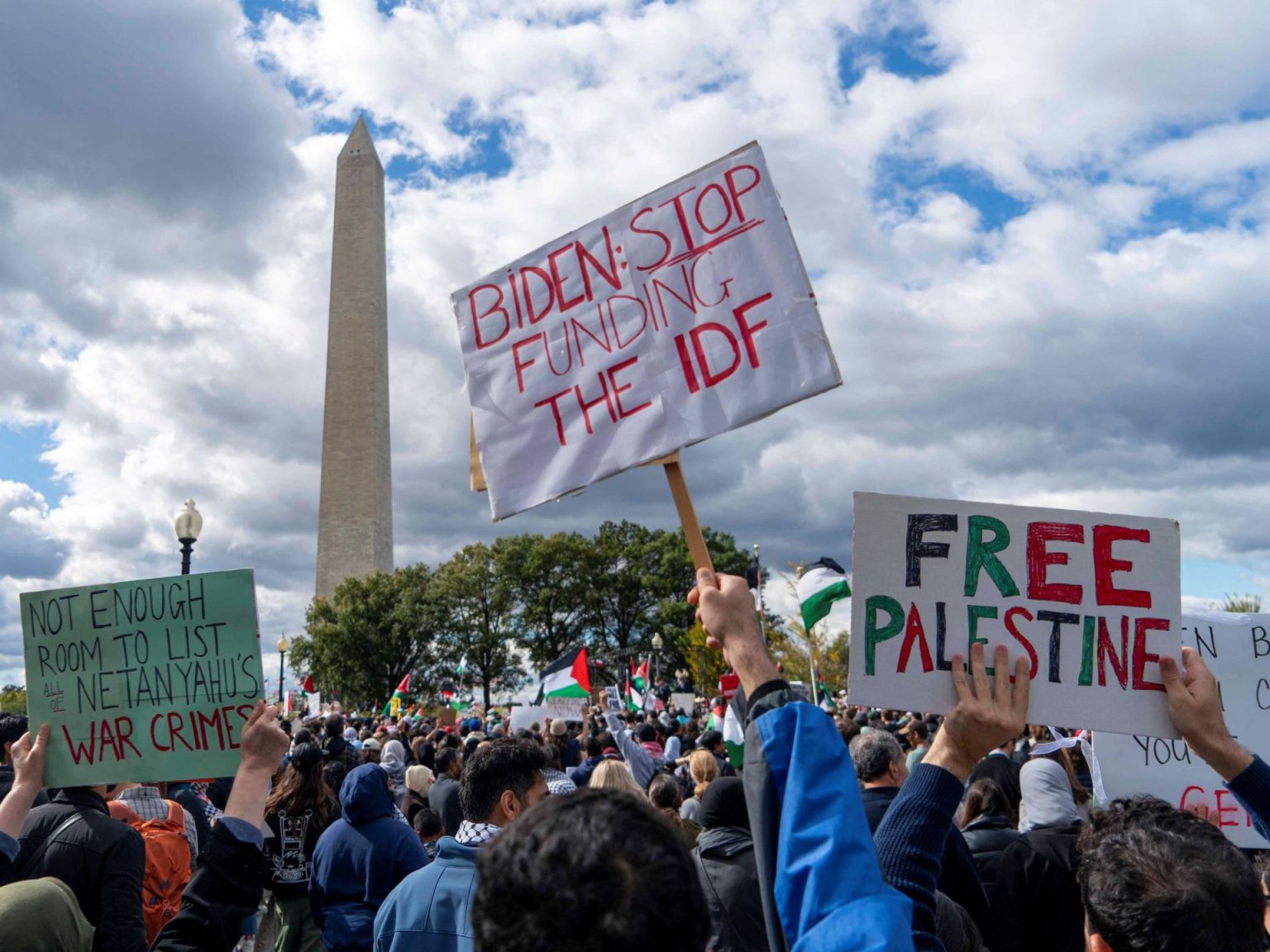 الديمقراطيون يسعون لاستعادة دعم المسلمين