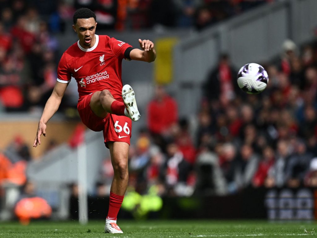 ريال مدريد يجهز عرضا لضم ألكسندر أرنولد من ليفربول