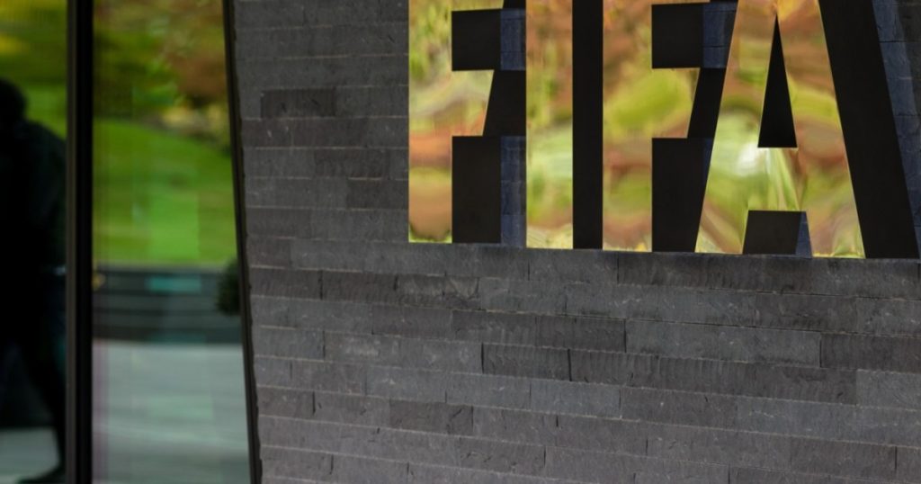 محكمة العدل الأوروبية تصدر حكما “تاريخيا” قد يغير لوائح الفيفا