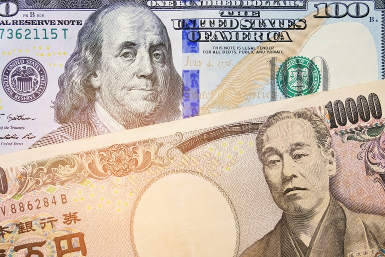 Japanese,Yen,And,Usd,Dollar,Bank,Note,Pile,,Business,And