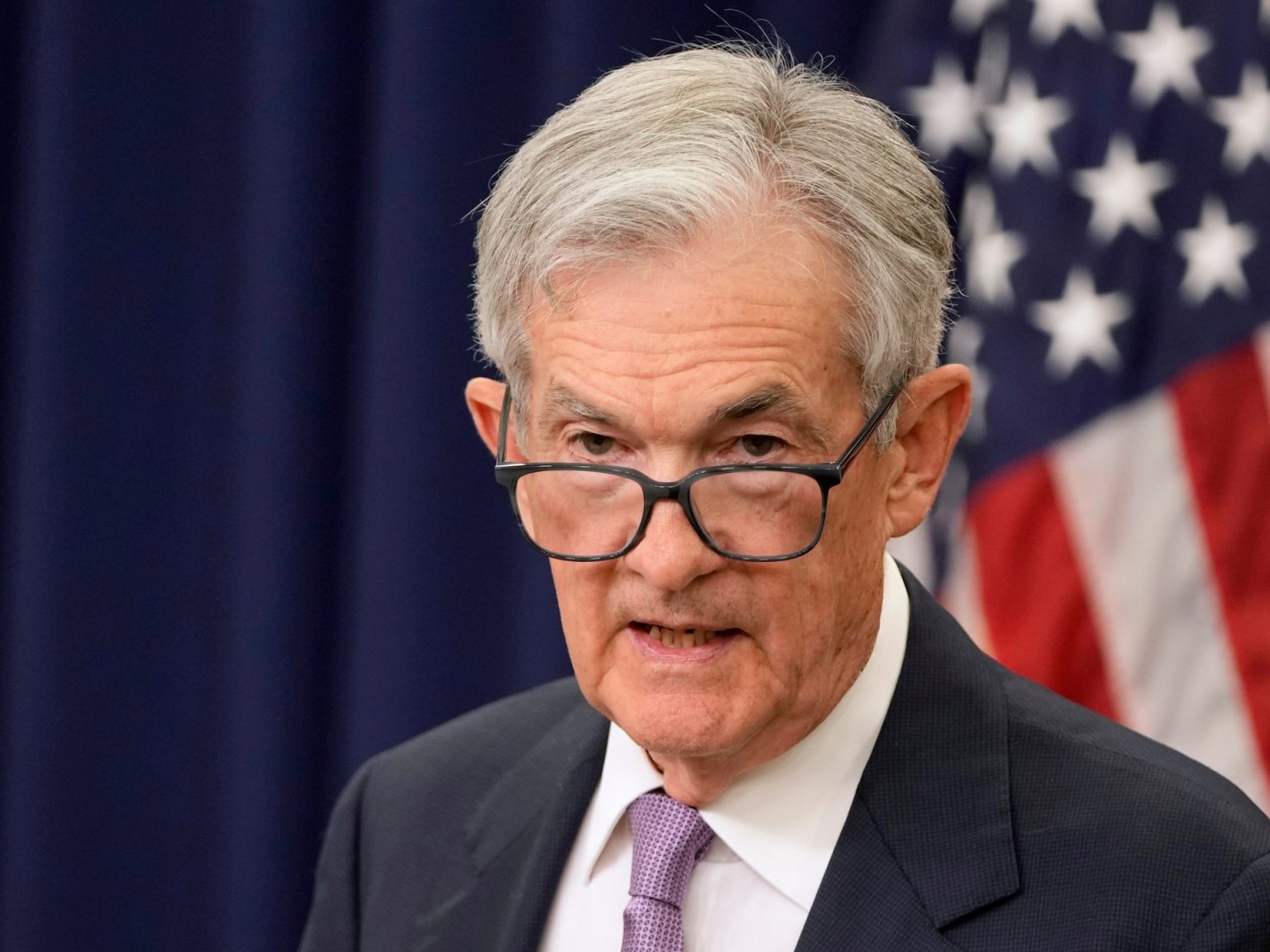 رئيس المركزي الأميركي: لن أستقيل لو طلب مني ترامب