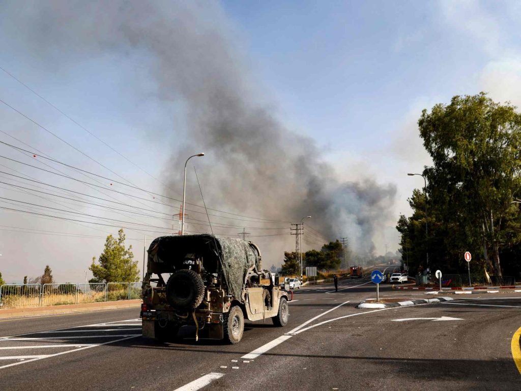 حرائق قرب القدس إثر اعتراض صاروخ أطلق من اليمن