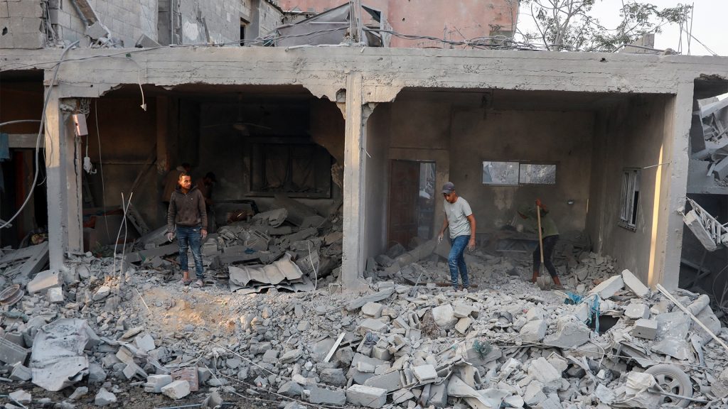 الصمادي: عمليات المقاومة شمال غزة تظهر تراكم خبراتها وتكيفها مع الواقع