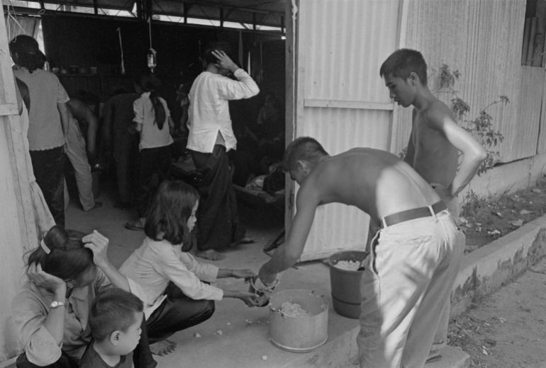 As the Vietnam War draws to a close, 40,000 refugees from Hue and Da Nang find themselves into this refugee camp in Phu Quoc, South Vietnam, 15th April 1975. (Photo by © Jacques Pavlovsky/Sygma/CORBIS/Sygma via Getty Images)
