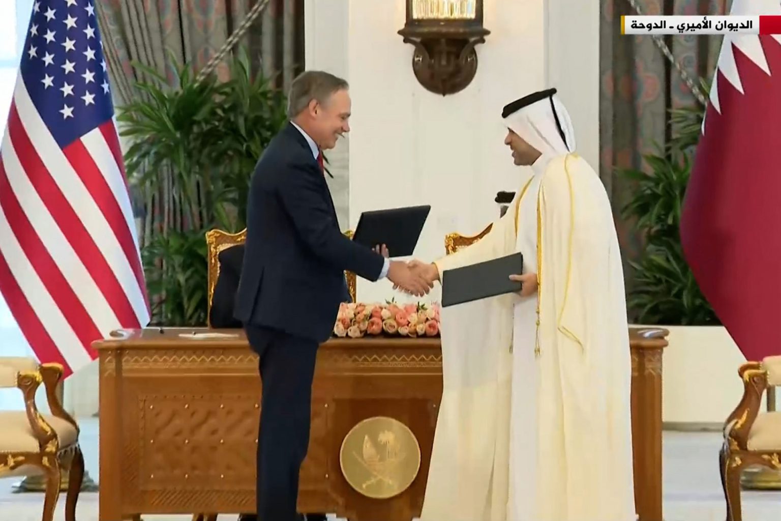 قطر توقع صفقة بـ200 مليار دولار لشراء 160 طائرة من بوينغ