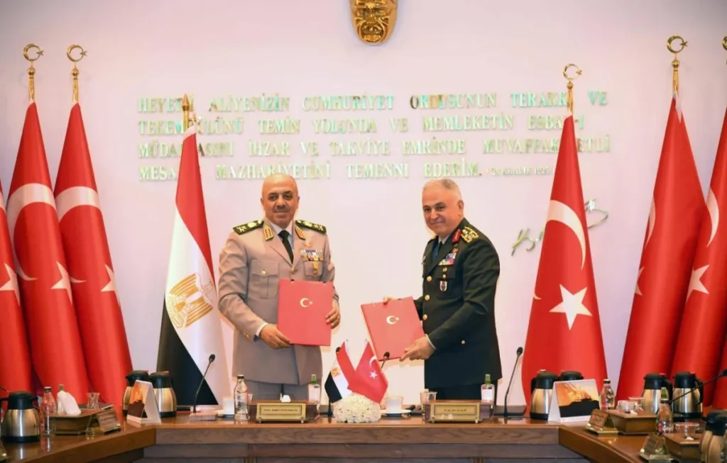 كيف يعزز التعاون العسكري المصري – التركي التقارب بين البلدين؟