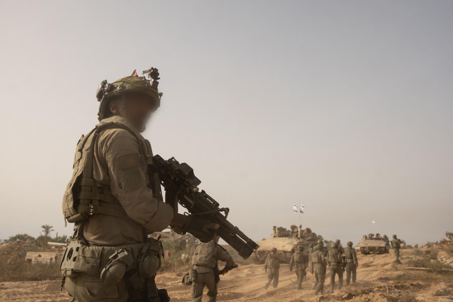 نتنياهو يجدد دعمه لعملية “عربات جدعون” رغم التشكيك في فعاليتها