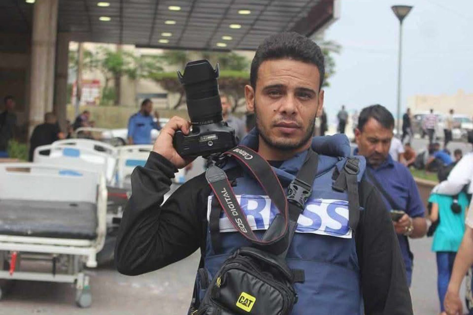 إسرائيل تقتل صحفيي غزة بالجملة وتستهدف عائلاتهم