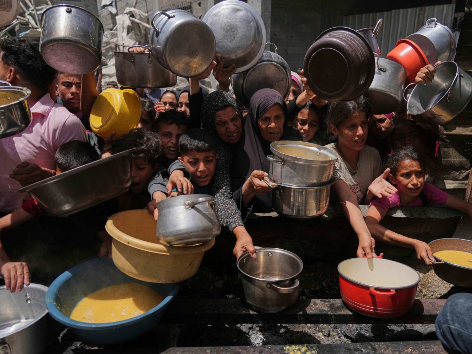 كل ما تريد معرفته عن “غزة الإنسانية” بقيادة جندي مارينز أميركي