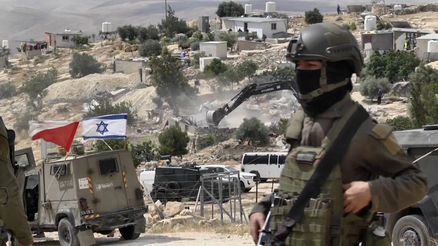 الاحتلال الإسرائيلي يهجّر 8 تجمعات سكنية في الضفة الغربية