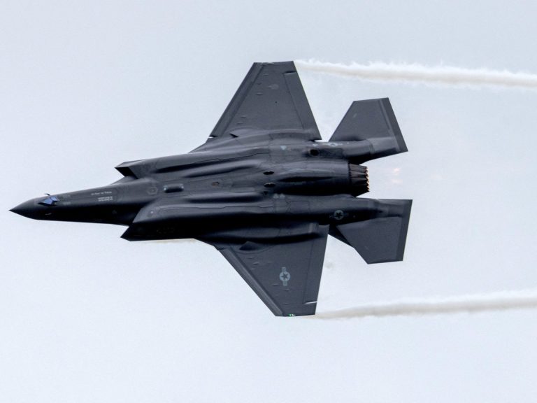 ذعر بواشنطن.. ناشونال إنترست: الحوثيون كادوا يُسقطون طائرة إف-35