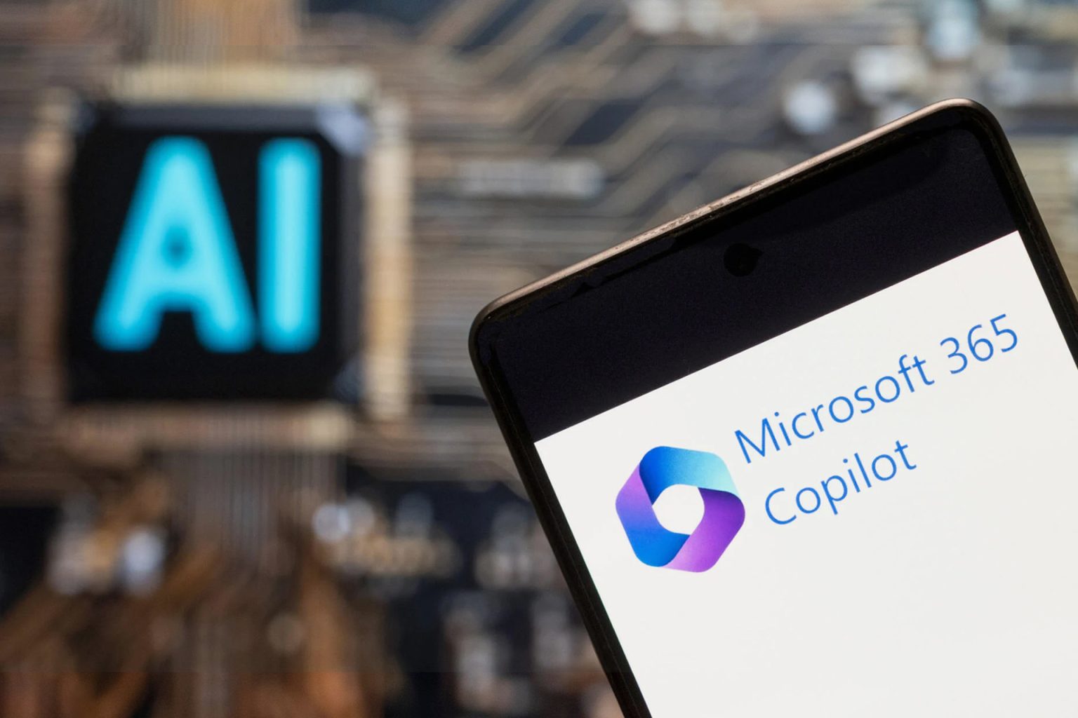 ما هو “كوبايلوت مايكروسوفت”؟ وكيف يمكن استخدامه في “واتساب”؟