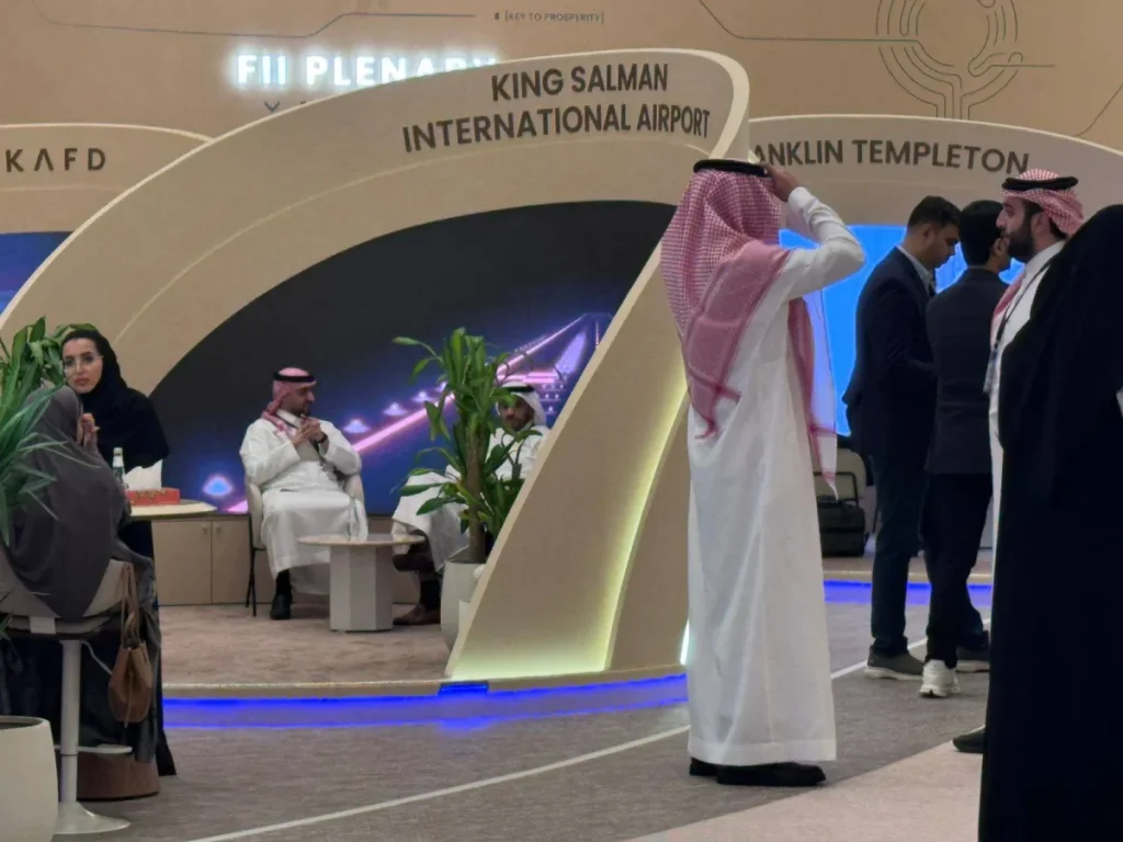 «مطار الملك سلمان» يطور مليوني متر مربع للتخزين اللوجيستي