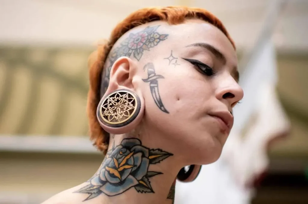 حبر الوشم قد يؤدي للإصابة بسرطان الجلد