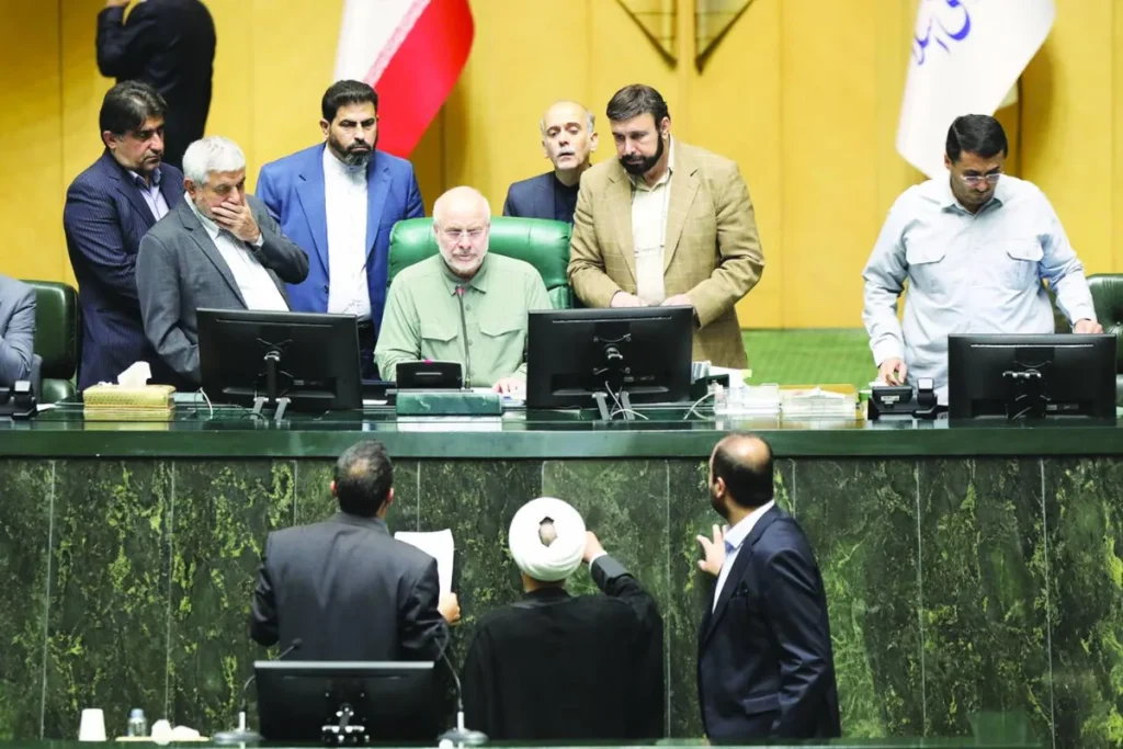 روحاني: إيران عالقة في حالة «لا حرب ولا سلام»