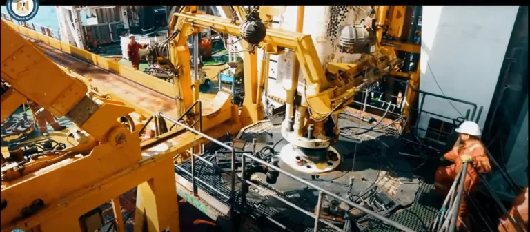 مصر تعلن كشفاً غازياً جديداً في الصحراء الغربية