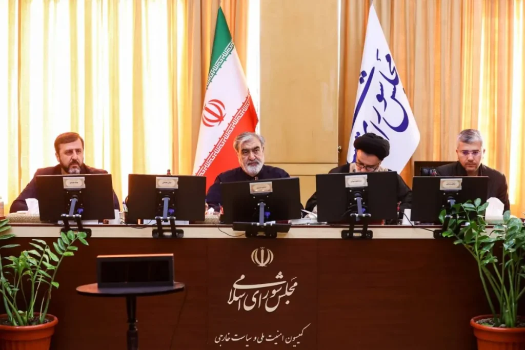 إيران تدرس «الرد المتماثل» على قرار «الوكالة الذرية»