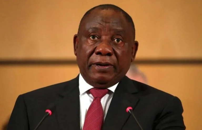 رئيس جنوب إفريقيا يصف ادعاءات ترمب بتعرض البيض للقتل في بلاده بأنها «مضللة»