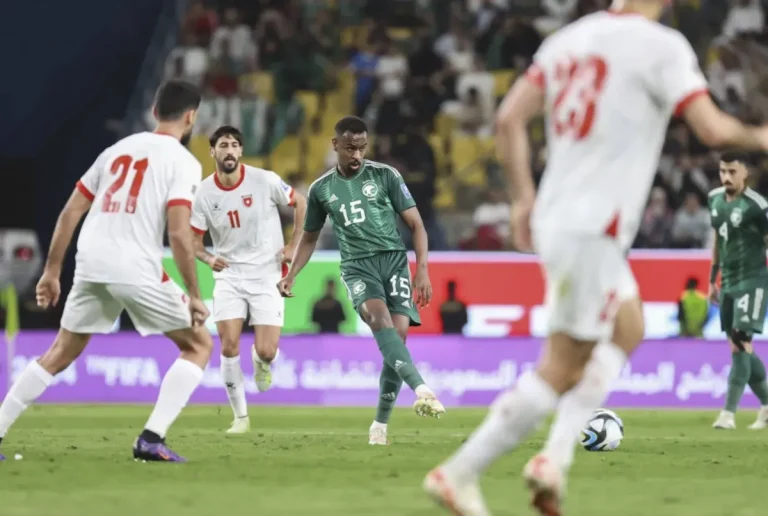 «الأخضر» والأردن على موعد جديد… نصف نهائي يحمل ذاكرة 15 مواجهة