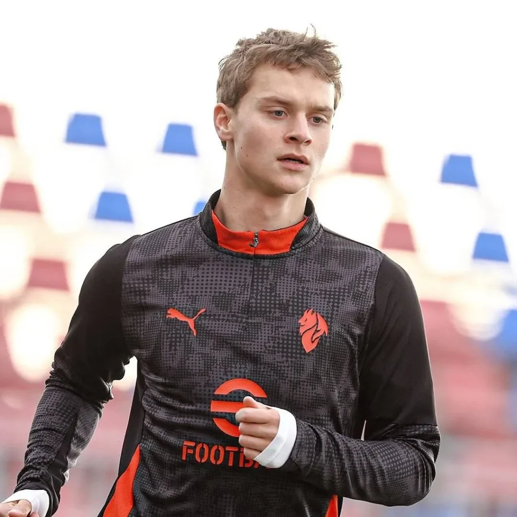 نجل إبراهيموفيتش يستعد لإنجاز أول مع الميلان على الأراضي السعودية