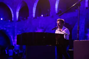 حفلات رأس السنة في بيروت… راغب علامة يتصدر والبعض يُفضلها منزلية