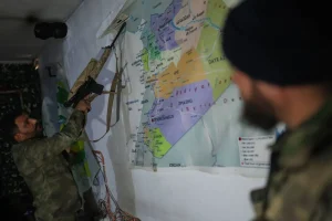 حشود عسكرية تنذر بعودة الاقتتال في سوريا