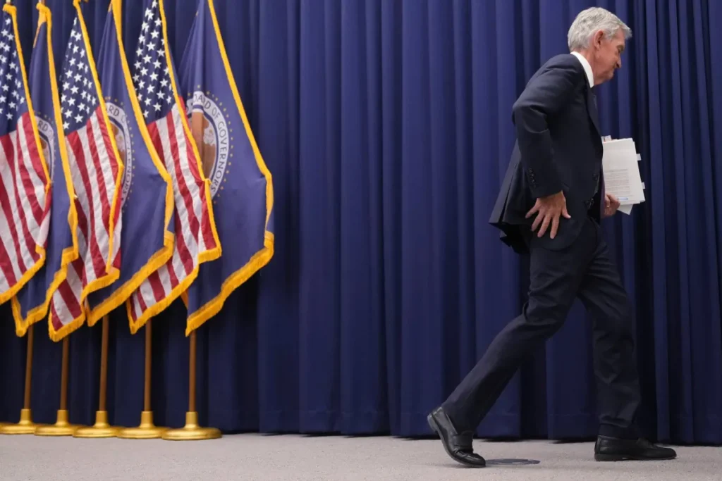 لماذا يرفض باول الإفصاح عن مستقبله في «الاحتياطي الفيدرالي»؟