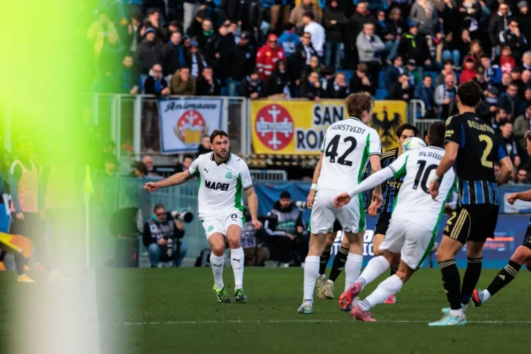 «الدوري الإيطالي»: ساسولو يضاعف محنة بيزا