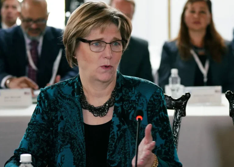 رئيسة البعثة الأميركية في كاراكاس تصل إلى فنزويلا