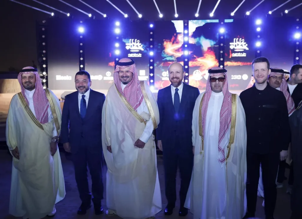 «على خطاه» يُحيي درب الهجرة النبوية بتجربة إثرائية ومعايشة تاريخية