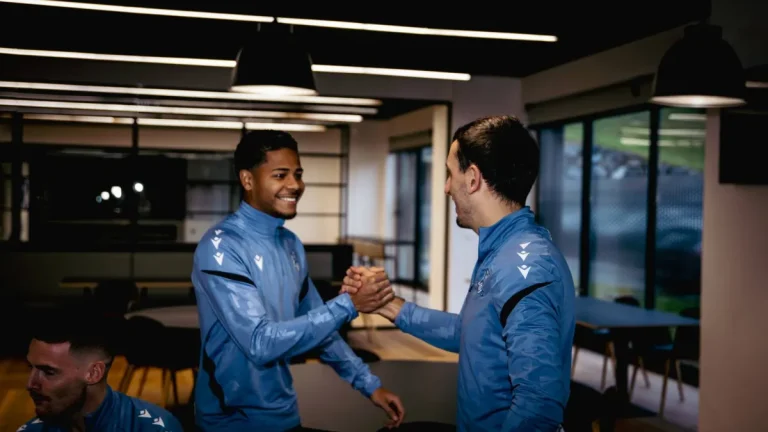 ويسلي النصر إلى سوسيداد معاراً «مع أحقية شراء العقد»