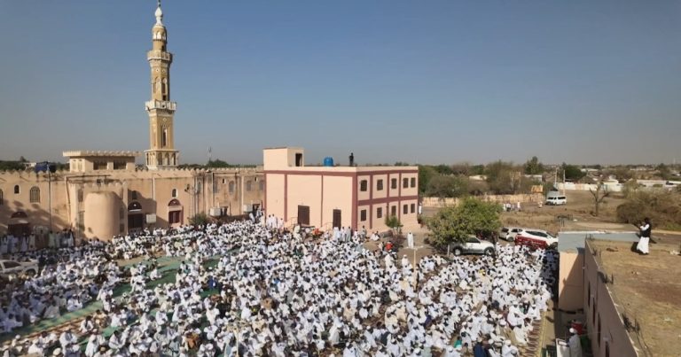 حكاية مسجد.. “محمد الأزرق” في السودان