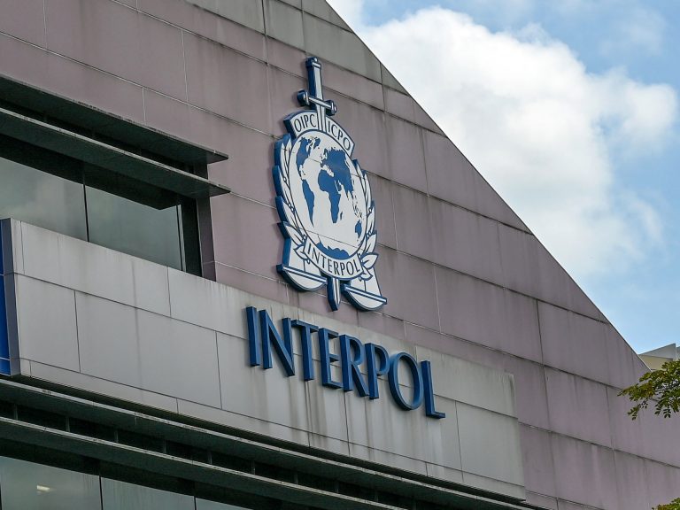 تفاصيل أكبر حرب على عصابات التصيد والاحتيال الرقمي في إفريقيا