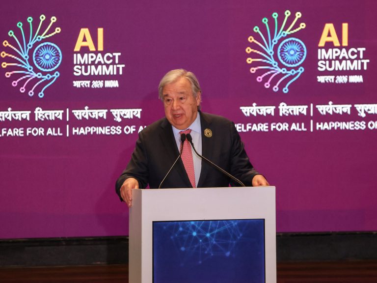 غوتيريش يدعو لتحكّم بشري في الذكاء الاصطناعي وواشنطن ترفض