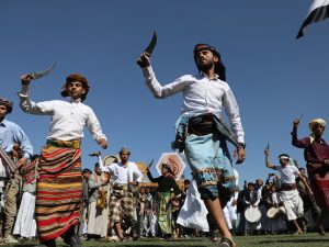 “الدور السياسي للقبيلة في اليمن”.. قراءة جراحية في جدل الهوية