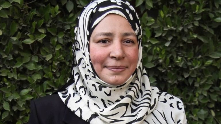 عبلة كامل.. ممثلة اختارت النجومية بلا أضواء