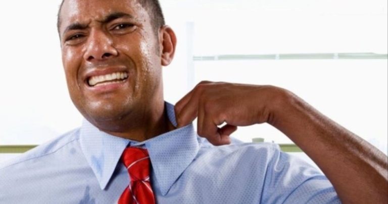 حين يصرخ الجسد بالروائح.. رسائل خفية وراء عرقك وأنفاسك