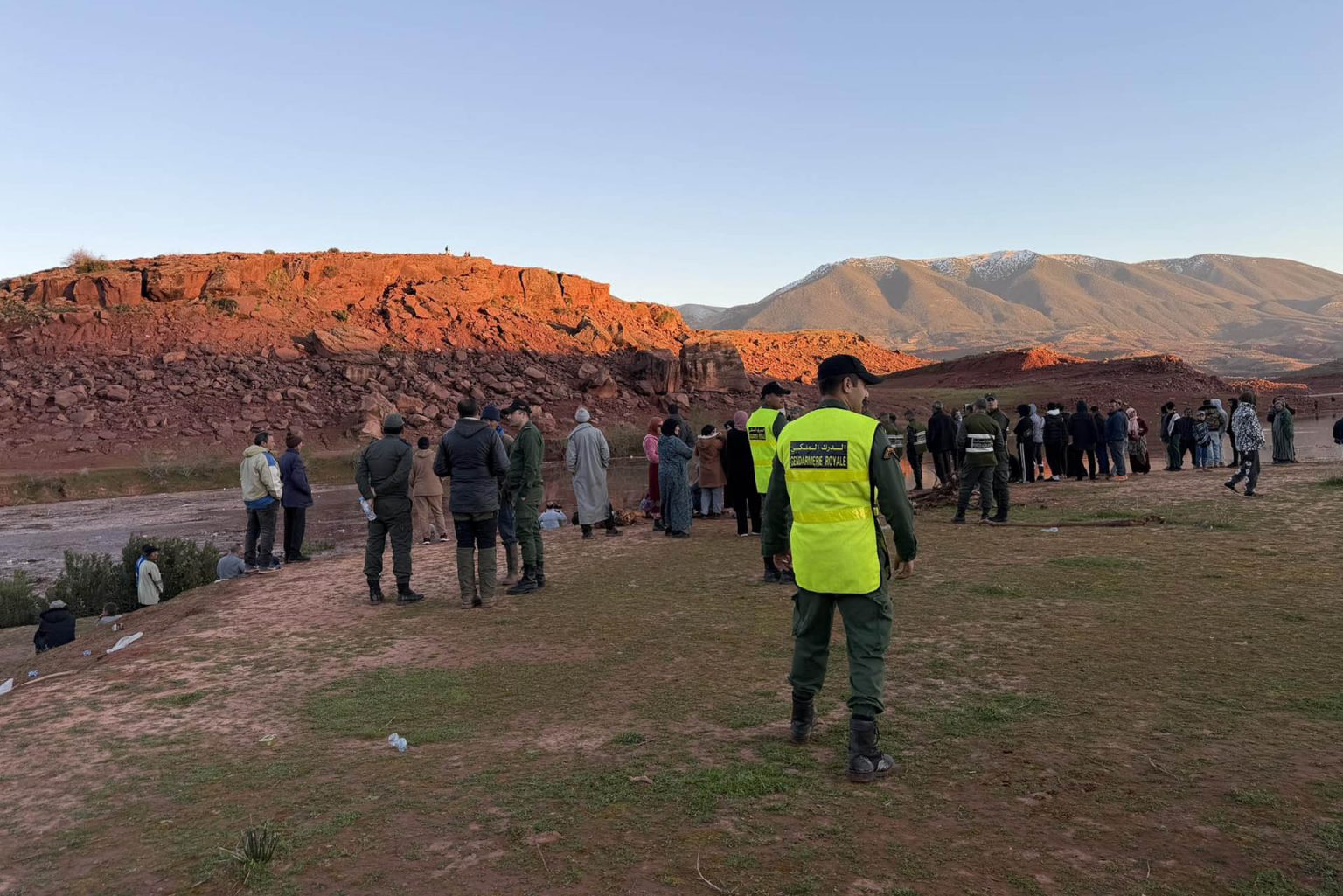 اختفاء تلميذة في ظروف غامضة.. استنفار واسع بإقليم أزيلال وسط المغرب بحثا عن “هبة”