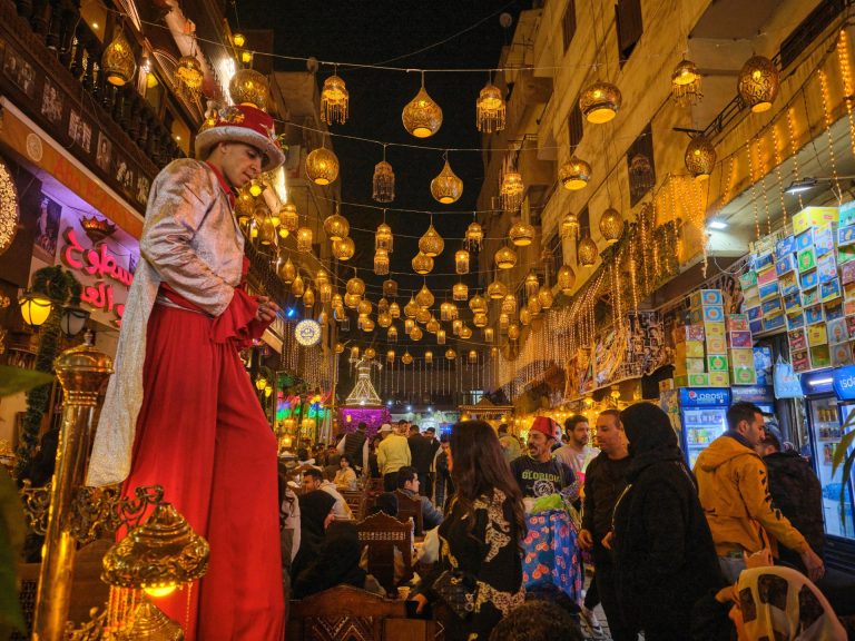 طقوس وعادات فريدة للشعوب الإسلامية في استقبال شهر رمضان