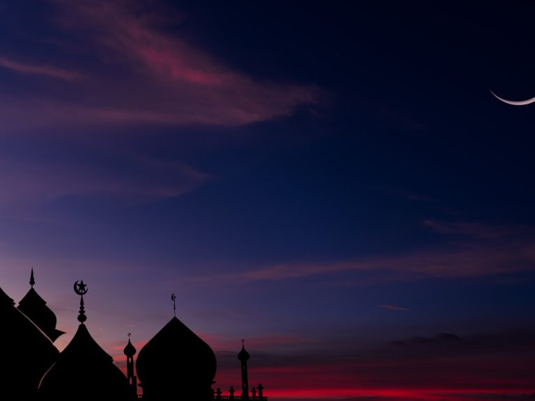 أفضل أدوات توليد صور المباركة والتهاني لرمضان والعيد