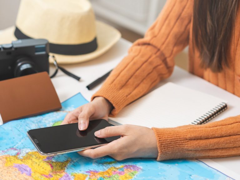 هل لهواتفنا قيمة بدون إنترنت؟