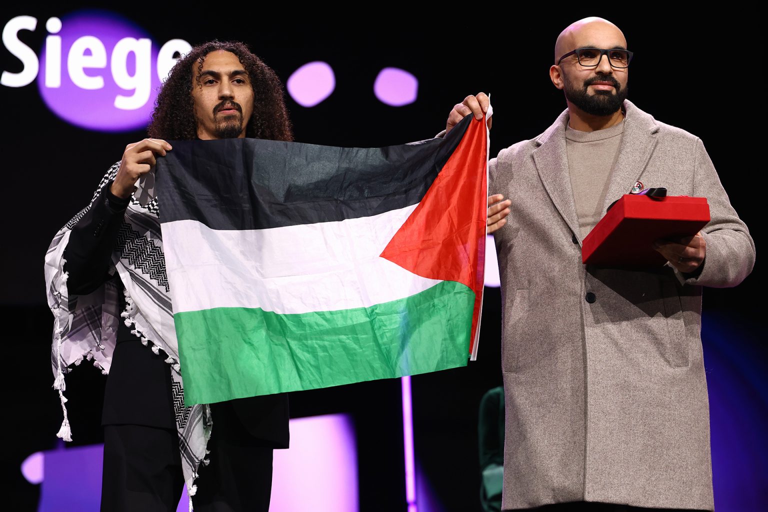 علم فلسطين يُرفع في مهرجان برلين و”رسائل صفراء” يقتنص الذهب